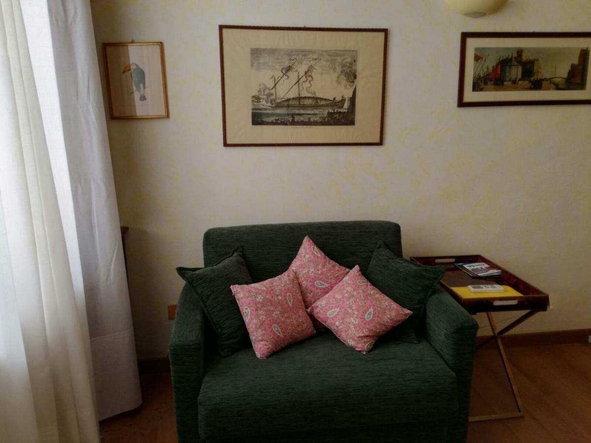 Pietrarosa Apartment Лукка Экстерьер фото